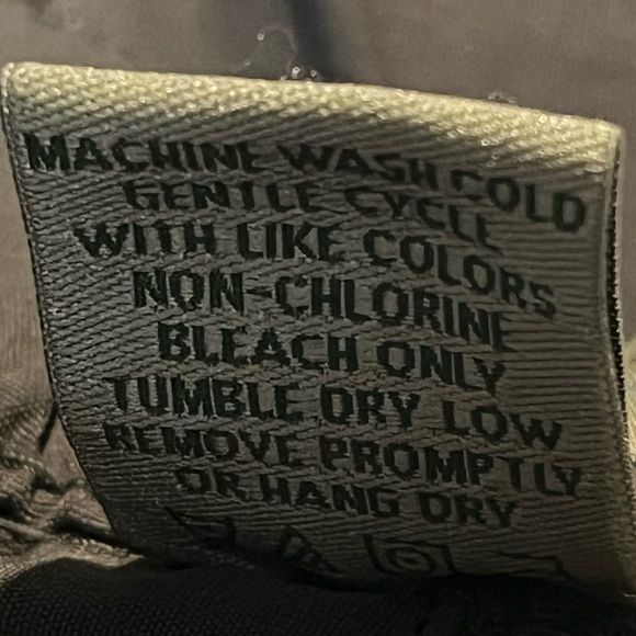 New Men’s Rustic Ridge Dark Iguana Green Convertible Zip-Off Hiking Cargo Pants - Picture 13 of 14